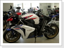 Mobile Motorrad-Rahmenvermessung an Honda CBR 1000RR Mobile Motorrad-Rahmenvermessung an Honda CBR 1000RR